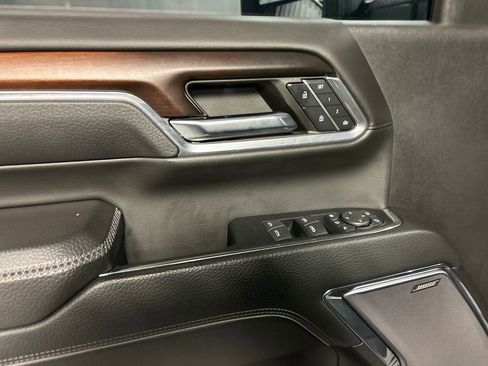 Used 2024 GMC Sierra 2500 Denali w/ Denali Reserve Package image 14