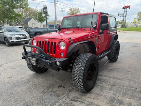 Used 2015 Jeep Wrangler Sport w/ Quick Order Package 24S AWD/4WD image 4