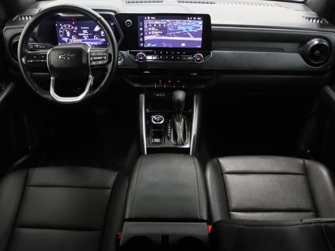 Used 2025 Chevrolet Colorado Trail Boss image 30