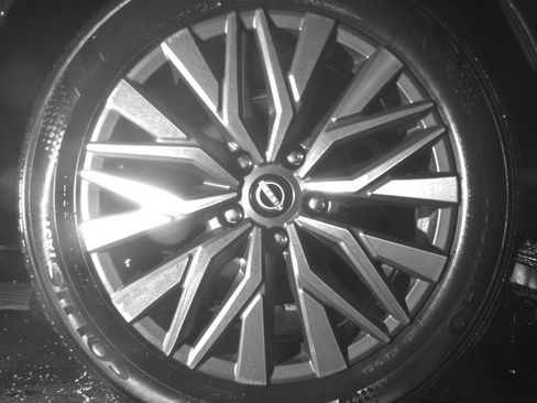 Used 2025 Nissan Altima 2.5 SV image 15