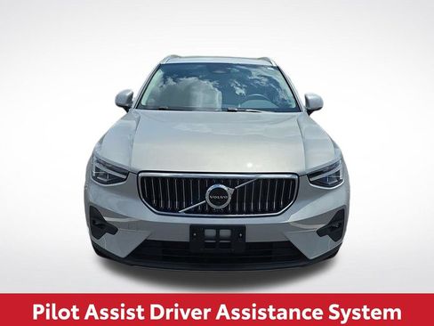 Used 2023 Volvo XC40 B5 Plus w/ Driver Assist Package AWD/4WD image 15