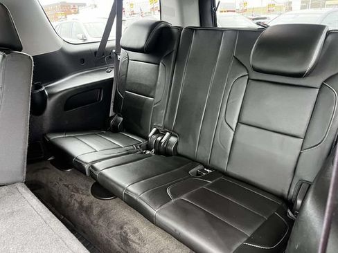 Used 2015 Chevrolet Suburban LT w/ Luxury Package AWD/4WD image 14