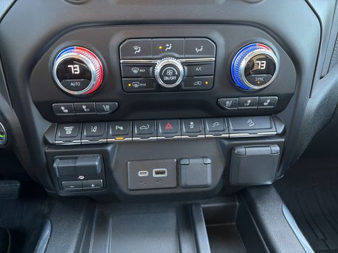 Used 2022 GMC Sierra 2500 Denali image 22