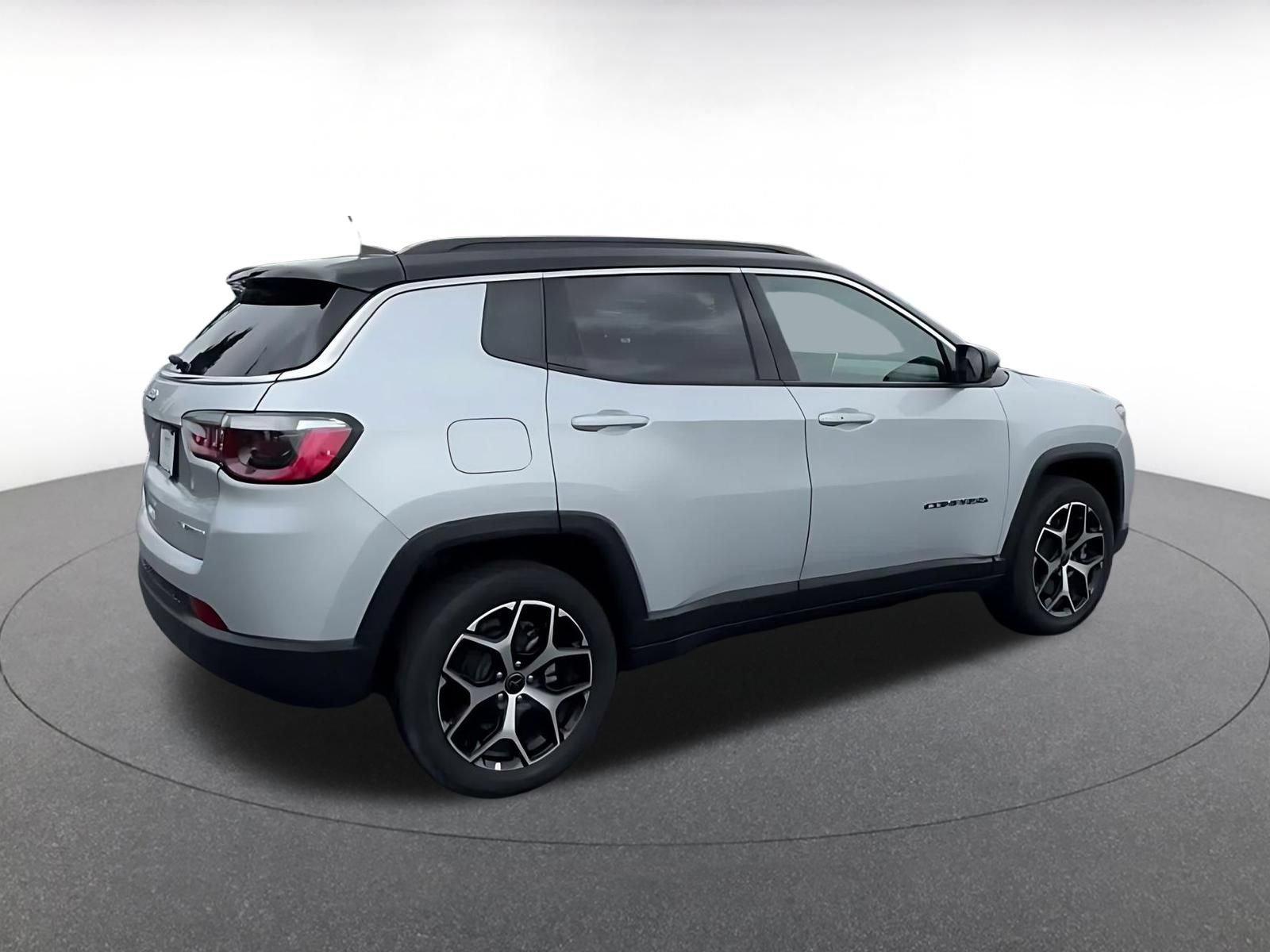 Used 2025 Jeep Compass Limited AWD/4WD image 14