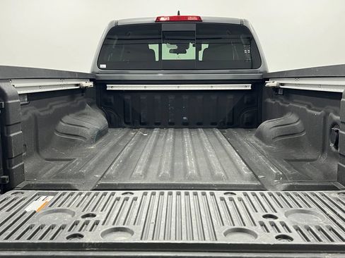 Used 2024 Nissan Frontier SV w/ Technology Package AWD/4WD image 20