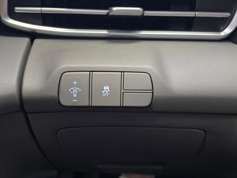 New 2026 Hyundai Elantra Sport FWD image 23
