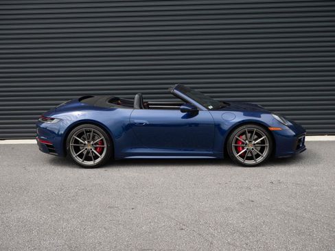 Certified 2021 Porsche 911 Carrera S RWD image 24