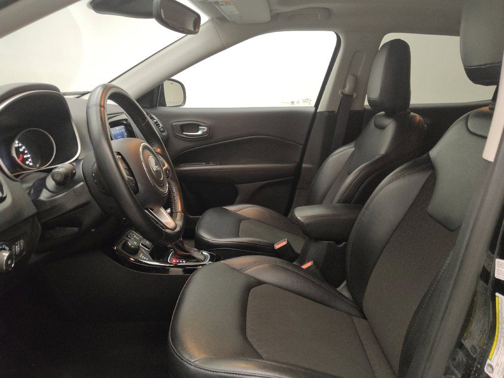 Used 2021 Jeep Compass Latitude w/ Sun and Sound Group AWD/4WD image 17