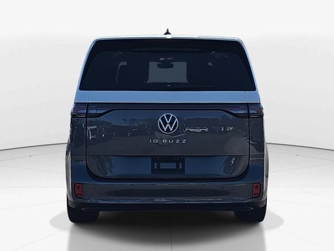 Used 2025 Volkswagen ID. Buzz Pro S Plus image 4