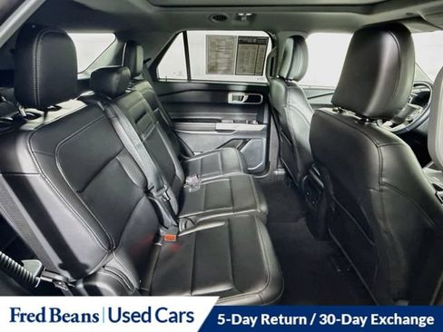 Used 2023 Ford Explorer XLT w/ Equipment Group 202A AWD/4WD image 34