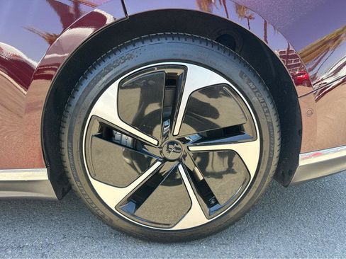 Used 2024 Lucid Air Touring AWD/4WD image 14