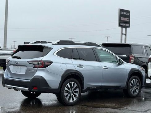 Used 2024 Subaru Outback Touring image 43