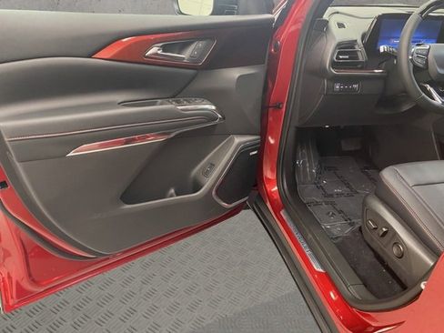 New 2026 Chevrolet Traverse Z71 w/ Enhanced Driving Package image 26