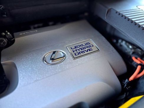 Used 2013 Lexus RX 450h AWD w/ Navigation Pkg image 51