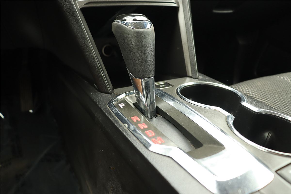 Used 2016 GMC Terrain SLE FWD image 36