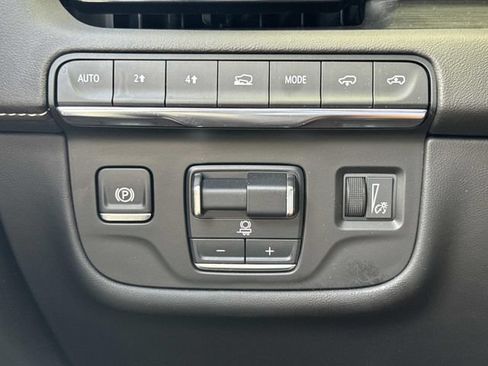 Used 2024 Cadillac Escalade ESV Sport w/ Touring Package AWD/4WD image 23