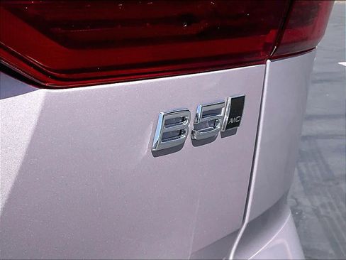 New 2026 Volvo XC60 B5 Plus w/ Climate Package AWD/4WD image 26