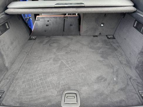 Used 2020 BMW X6 M50i image 14