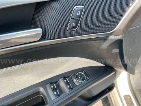 Used 2017 Ford Fusion S FWD image 11