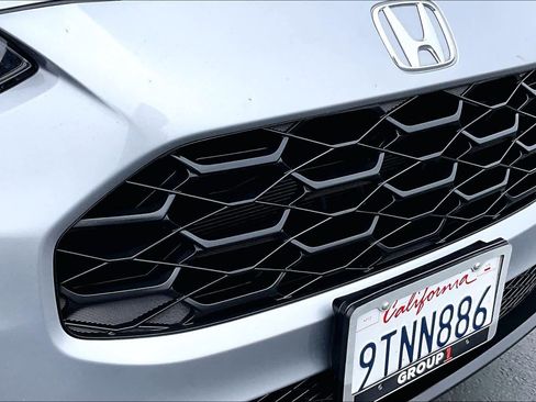 Certified 2025 Honda HR-V LX image 29