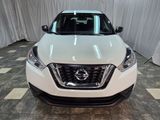 Used 2020 Nissan Kicks S image 3
