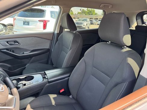 Used 2023 Nissan Rogue S FWD image 8