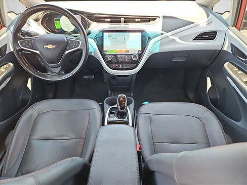 Used 2021 Chevrolet Bolt Premier w/ Infotainment Package FWD image 22