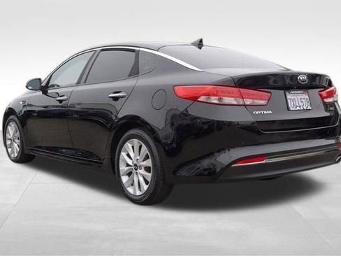 Used 2016 Kia Optima EX w/ Premium Package image 6