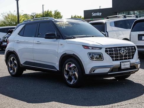 Certified 2023 Hyundai Venue Limited image 6
