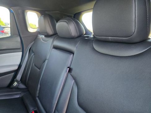 Used 2025 Jeep Compass Limited AWD/4WD image 18