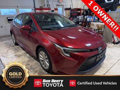 Used 2025 Toyota Corolla LE w/ LE Premium Package