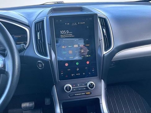 Used 2021 Ford Edge SEL AWD/4WD image 9