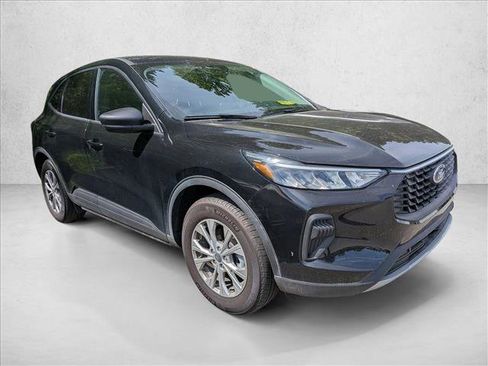 Used 2025 Ford Escape Active FWD image 3