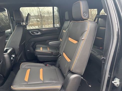 Used 2021 GMC Yukon XL AT4 w/ Rear Media and Nav Package image 23