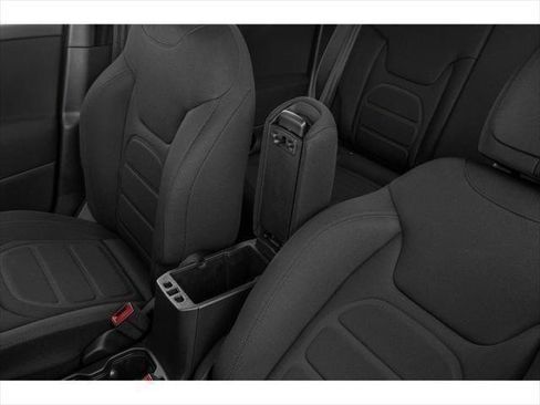 Used 2020 Jeep Renegade Altitude AWD/4WD image 29