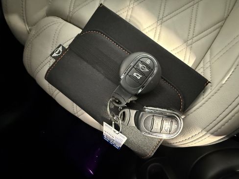 Used 2024 MINI Cooper S FWD image 55
