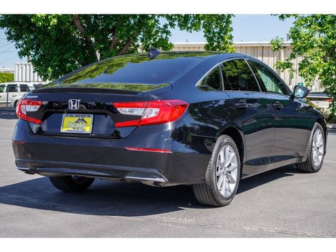 Used 2021 Honda Accord LX image 3