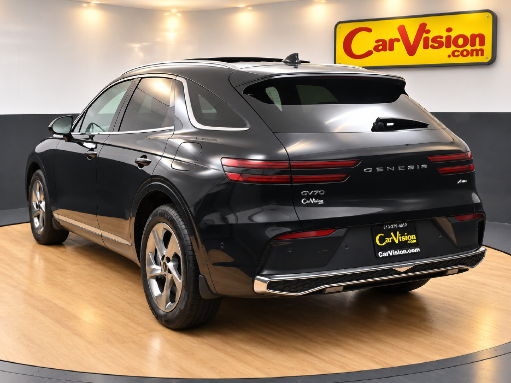Used 2026 Genesis GV70 2.5T Advanced AWD/4WD image 5