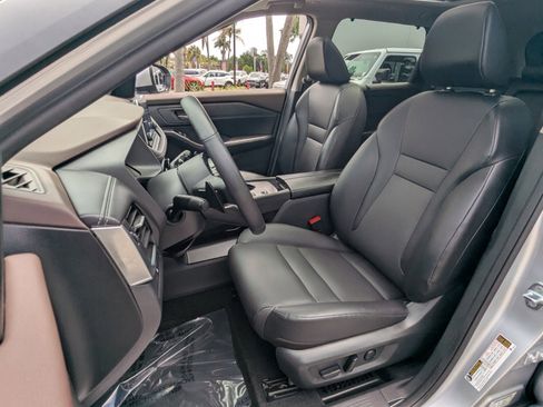 Certified 2023 Nissan Rogue SV w/ SV Premium B Package FWD image 10