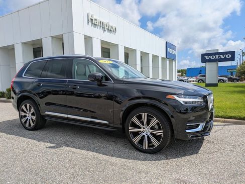 Certified 2022 Volvo XC90 T6 Inscription w/ Advanced Package image 2