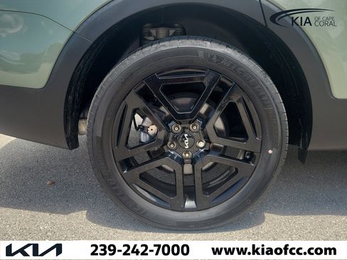 Certified 2024 Kia Telluride EX X-Line AWD/4WD image 7