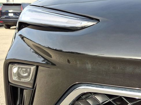 Used 2025 Buick Encore GX Sport Touring w/ Comfort Package image 28