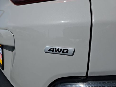 Certified 2023 Hyundai Kona SE AWD/4WD image 36