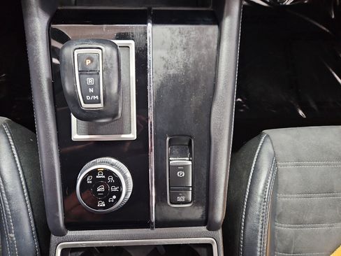 Used 2023 Mitsubishi Outlander SE AWD/4WD image 26