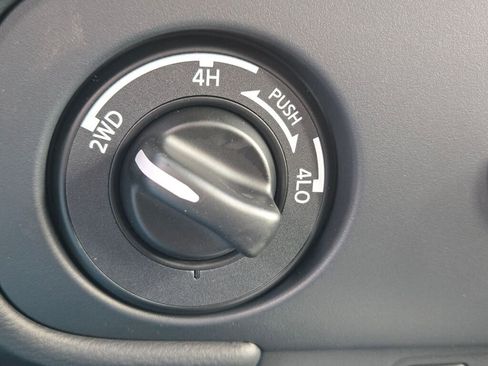 New 2026 Nissan Frontier S w/ Tow Package image 22