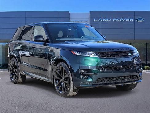 New 2026 Land Rover Range Rover Sport Dynamic SE image 3