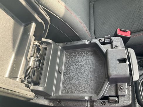 Used 2021 Jeep Wrangler Rubicon w/ Uconnect 4C Nav & Sound Group image 19