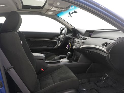 Used 2011 Honda Accord EX image 11