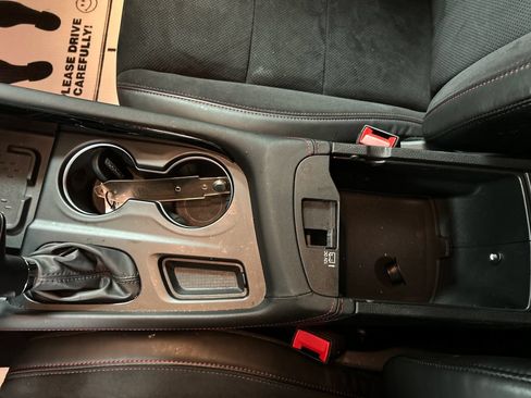 Used 2025 Dodge Durango GT AWD/4WD image 21
