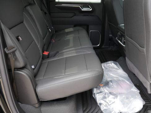 New 2026 Chevrolet Silverado 2500 LTZ w/ LTZ Premium Package AWD/4WD image 25